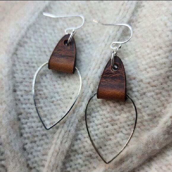 Boho Teardrop Earrings A1325 - Picture 1 of 2